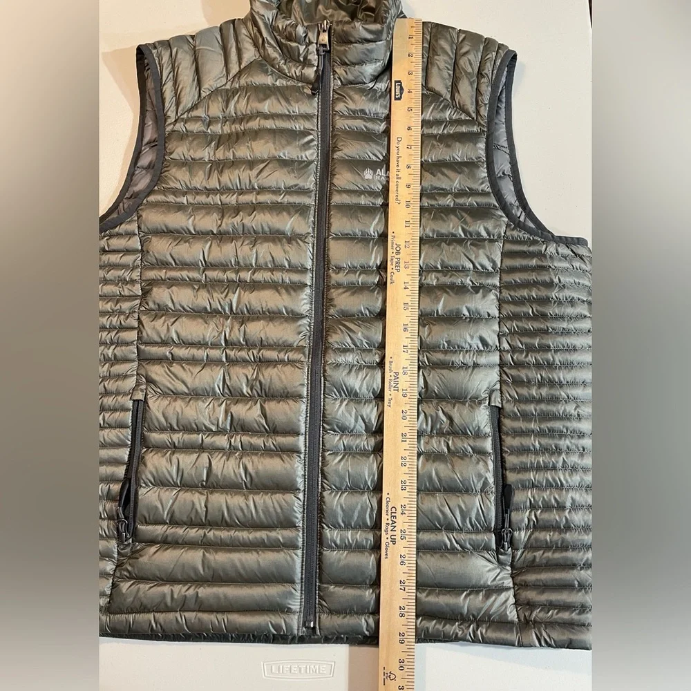 NWT Men’s XL Alaskan Hardgear Aniak Down Grey Vest by Duluth Trading Company